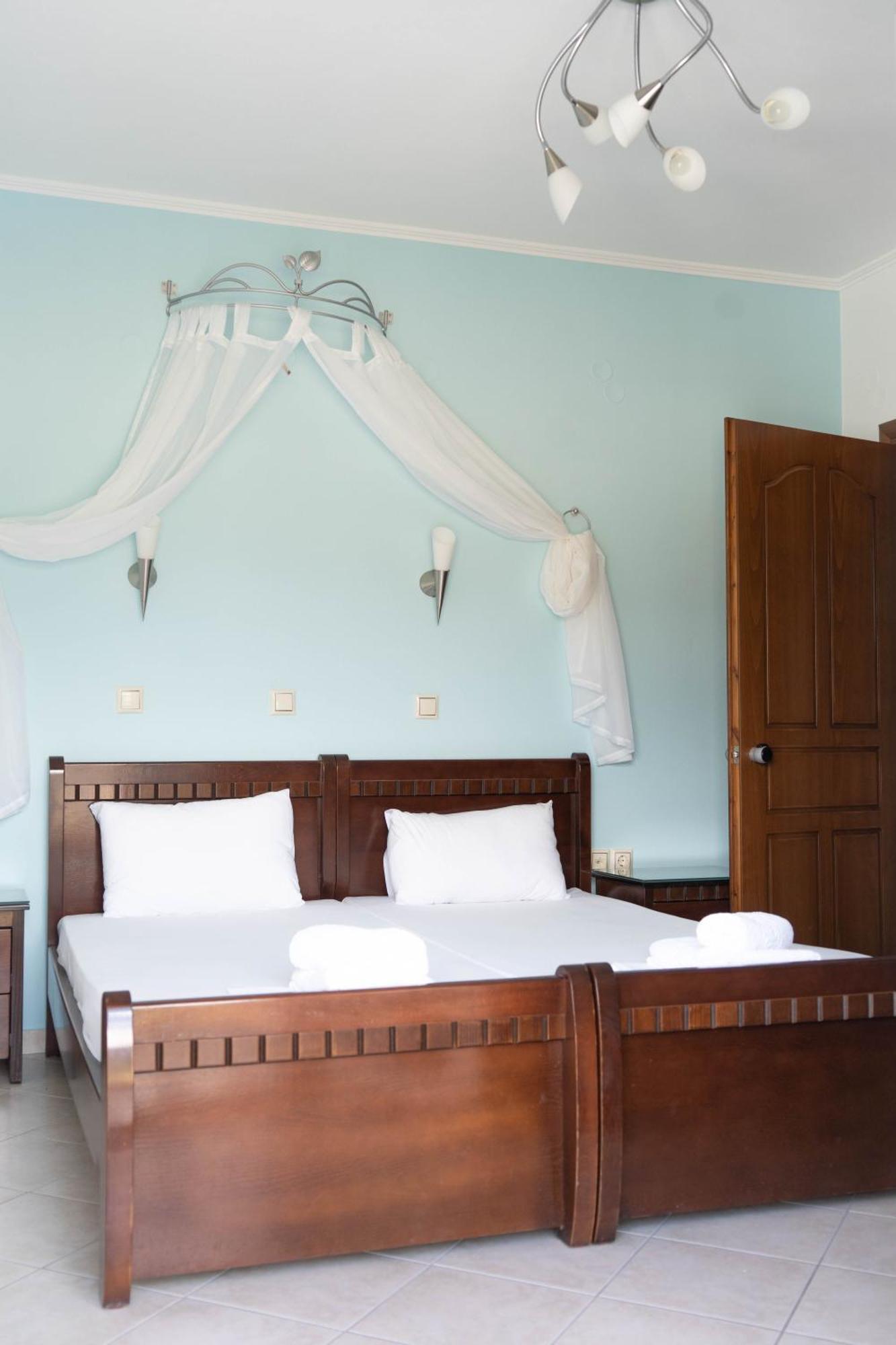 Hotel Alexandros Ammoudia Exterior photo